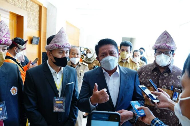 
Herman Deru Minta Aparat Usut Tuntas Dugaan Pelecehan Mahasiswi di Unsri