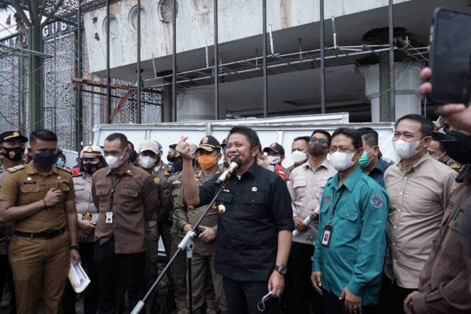 
Turun Langsung, Gubernur Herman Deru Terima Aspirasi Buruh di Sumsel