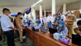 menyelenggarakan sentra vaksinasi di dua Provinsi di Sumatera yang digelar Pasar Modal Indonesia. Foto: Istimewa
