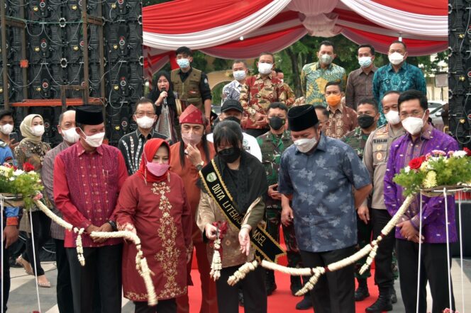 
Gubernur Sumsel Resmikan Monpera, Harnojoyo Ajak Masyarakat Jaga Fasilitas Publik