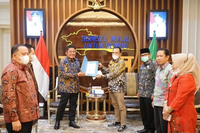 
					Herman Deru Rangkul PB IKBA Majukan Pembangunan Daerah