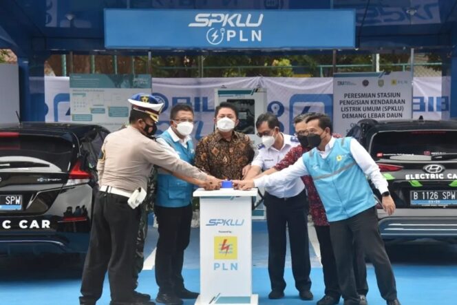 
Herman Deru Wujudkan Transformasi Energi Fosil ke Energi Terbarukan di Sumsel