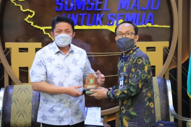 
Gaya Leadership Gubernur Herman Deru jadi Panutan Kepala BI Sumsel Hari Widodo