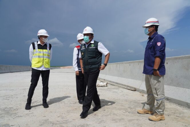 
Jalan Penghubung Sumsel-Bengkulu Mulus, Warga: Terima Kasih Pak Gubernur Herman Deru