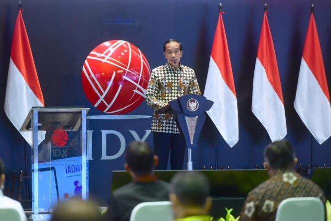
Presiden Jokowi Bersyukur Cakupan Vaksinasi Capai 281 Juta Dosis