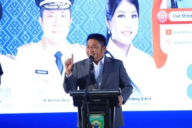 
Herman Deru Launching Gerakan Literasi Bahasa Isyarat Pertama di Indonesia bagi Kaum Difabel