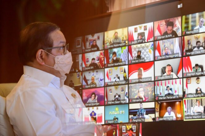 
Pemerintah Lanjutkan PPKM Luar Jawa-Bali Hingga 14 Maret