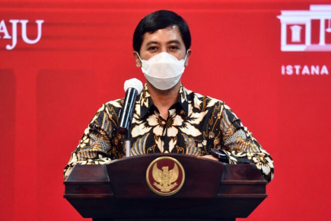 
Wamenkes Imbau Masyarakat Segera Lakukan Vaksinasi Booster