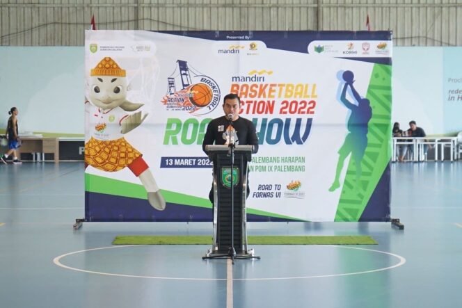 
Songsong FORNAS di Sumsel, Mawardi Yahya Buka Roadshow Mandiri Basketball Action South Sumatra