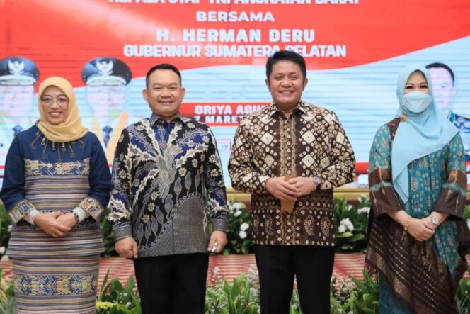 
Jenderal Dudung Puji Pembangunan dan Cara Herman Deru “Ngopeni” Forkopimda