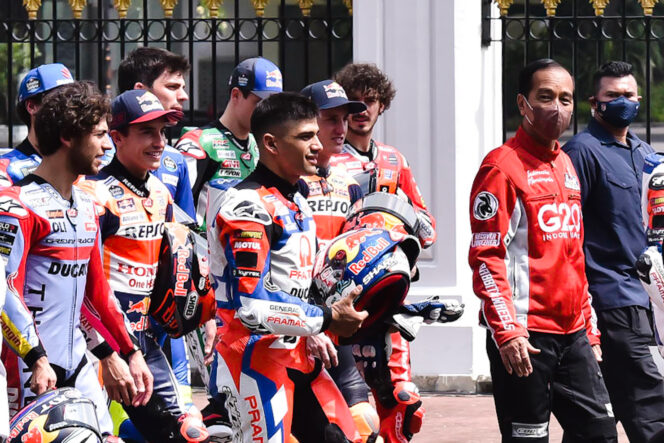
Bertemu Pembalap MotoGP, Presiden: Sirkuit Mandalika Tidak Kalah Dengan Negara Lain