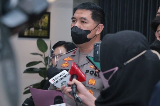 
Polri Ungkap Kronologi Penangkapan Teroris SU Hingga Tewas Ditembak