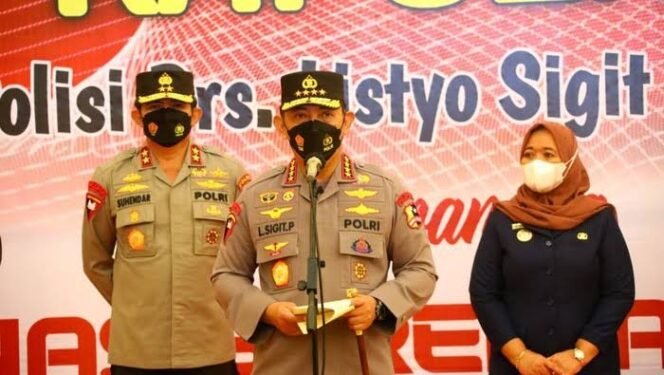 
Jelang Ramadan, Kapolri Kejar Target Akselerasi Vaksinasi Booster