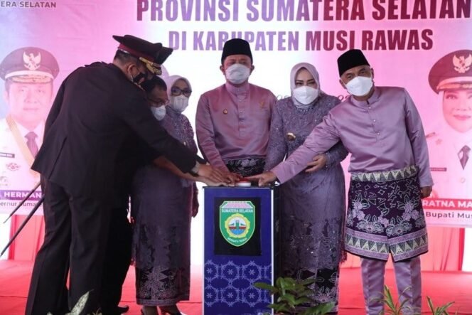 
Warga Muara Beliti Ucapkan Terima Kasih Pada Herman Deru Sudah Dibangunkan Pasar Representatif