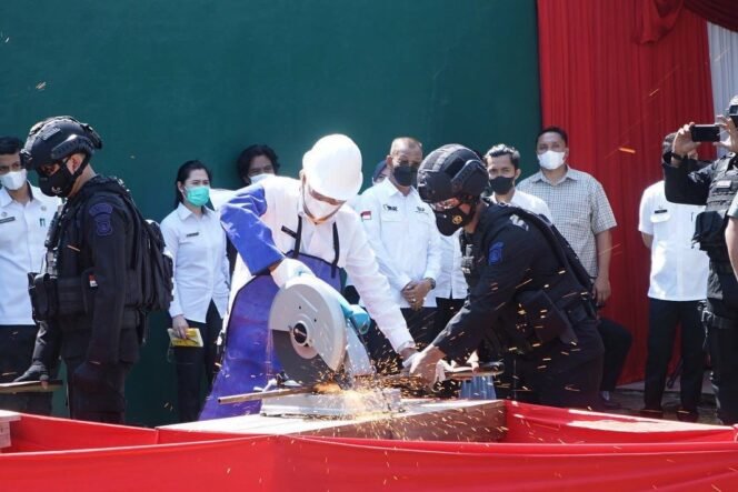 
Pemprov dan Polda Sumsel Sinergi Berantas Senpi Ilegal di Masyarakat