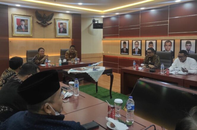 
Kemenag dan Garuda Sepakat Terbangkan Jemaah Haji dari 9 Embarkasi