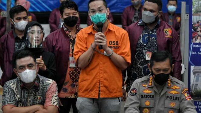 
Bareskrim Lengkapi Berkas Perkara Indra Kenz dari Kejagung