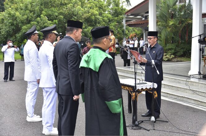 
Pemkot Palembang Lantik 504 Pejabat Eselon II, III dan IV