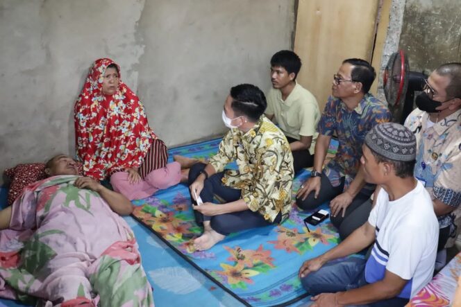 
Melalui Dana Baznas, Ratu Dewa Akan Bangun Rumah Marzuki