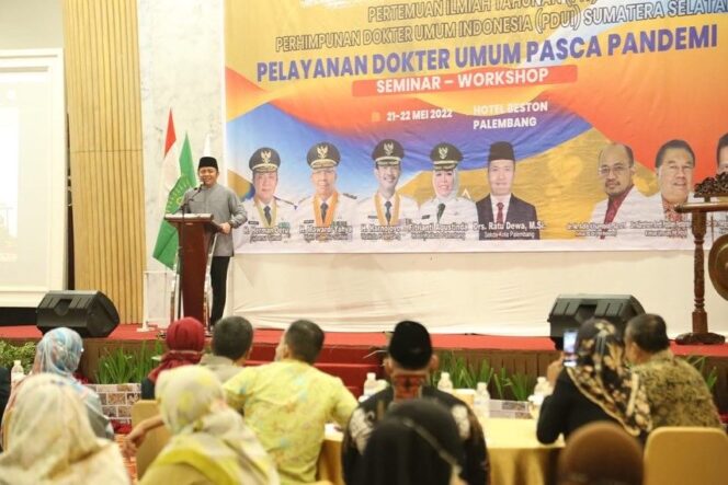 
Optimalkan Layanan Kesehatan, Herman Deru Upayakan Penyebaran Dokter Merata di Pelosok Sumsel