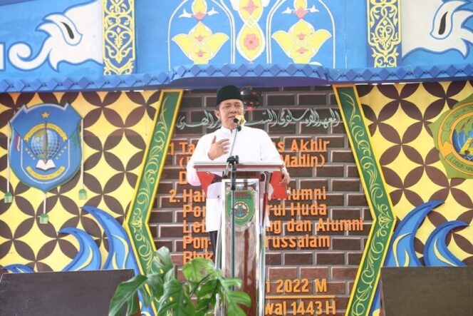 
Herman Deru Ingatkan Warga Sumsel Gelar Silaturahmi Halal Bihalal dengan Disiplin Prokes