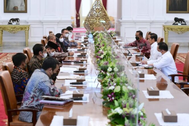 
Bertemu KPU, Presiden Jokowi Sampaikan Enam Arahan Terkait Pemilu 2024