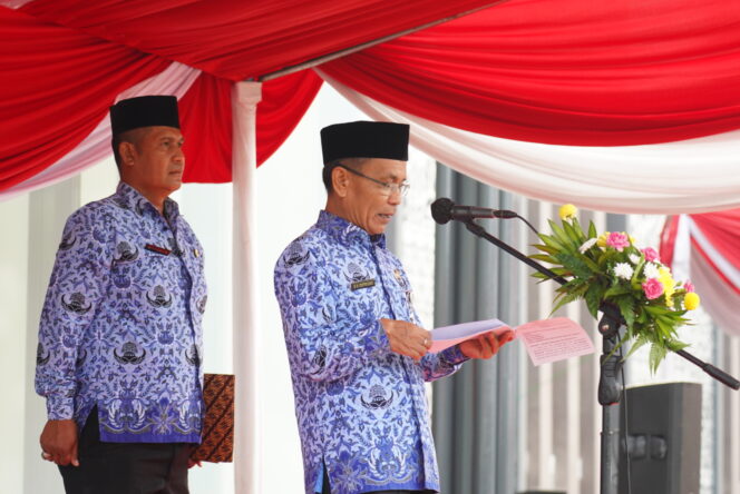 
Sekda Supriono Ajak Seluruh Elemen Bangsa Bangkitkan Semangat Gotong Royong Pulihkan Ekonomi Pasca Pandemi