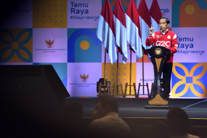 
					Kasus COVID-19 Kembali Naik, Presiden: Tetap Waspada