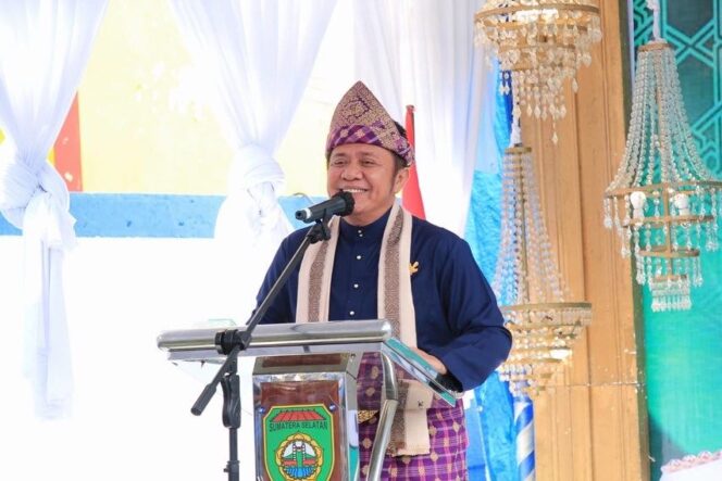 
Peduli Generasi Qur’ani, Herman Deru Resmikan Masjid dan Rumah Tahfidz Al Hayza Pagaralam