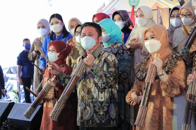 
Festival Anjungan, Terobosan Dekranasda Lestarikan dan Promosikan Budaya Sumsel