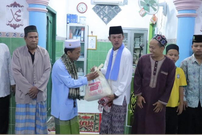 
Masyarakat Apresiasi Sedekah Subuh Harnojoyo