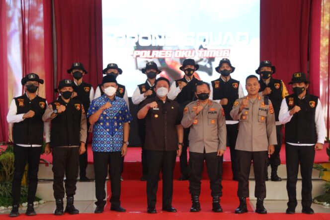 
					Herman Deru Bersama Kapolda Sumsel Canangkan Kampung Tangguh di OKU Timur