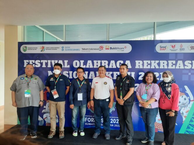 
Giliran Sesmenpora RI Puji Kesiapan dan Antusiasme FORNAS VI Sumsel