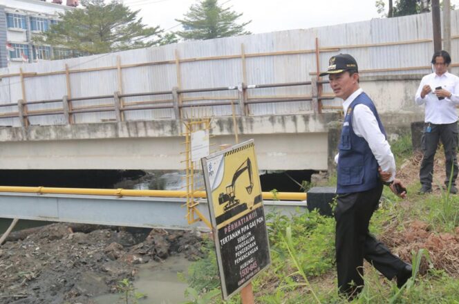 
					Harnojoyo Tinjau Lokasi Sekanak Lambidaro Tahap 2