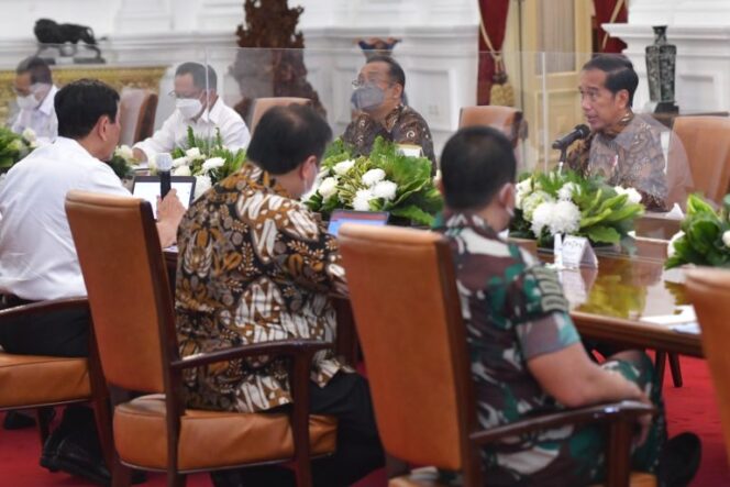 
Presiden Jokowi Minta Vaksinasi Booster Terus Digencarkan