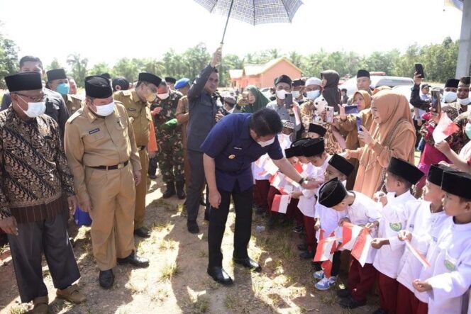 
Herman Deru Ucap Syukur Sekolah Islam dan Tahfidz Qur’an Tumbuh Subur di Sumsel