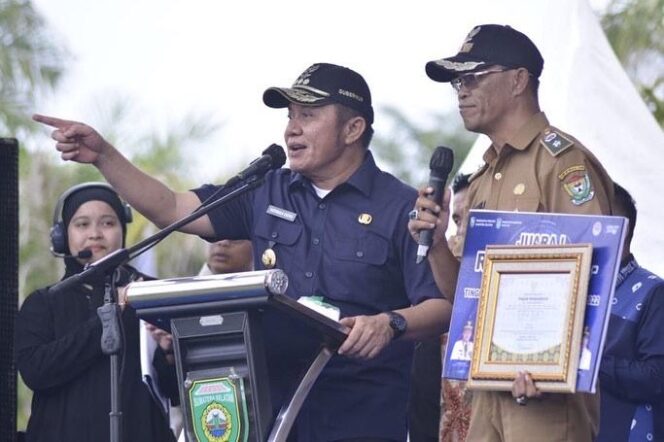
					Herman Deru Gelorakan Kembali Semangat Gotong Royong Masyarakat Sumsel