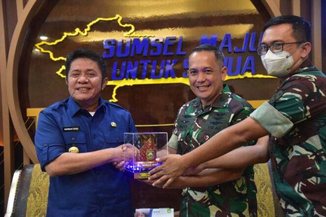 
					Herman Deru dan Danlanud SMH Satukan Persepsi Untuk Majukan Sumsel