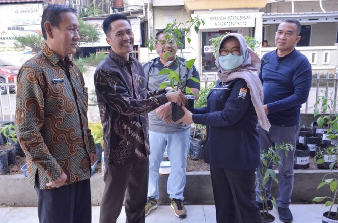 
Atasi Inflasi, Ratu Dewa Ajak OPD dan ASN Tanam Cabe