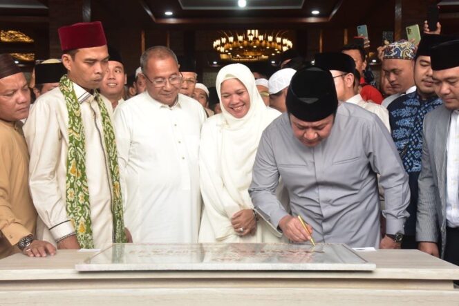 
					Ustaz Abdul Somad: Amal Jariah Bangun Masjid Tak Pernah Putus Meski Sudah Meninggal Dunia