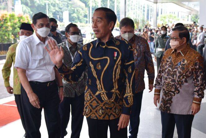 
					Presiden Ingatkan Jajaran Percepat Belanja Produk Dalam Negeri