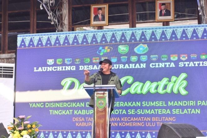 
					Deputi Statistik Distribusi dan Jasa BPS RI Puji Langkah Herman Deru