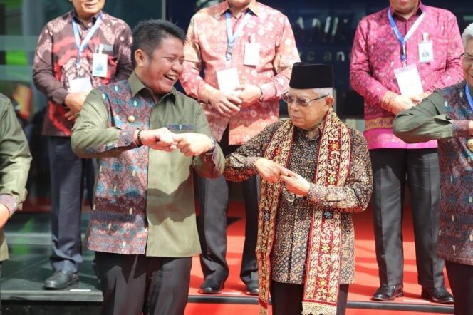 
Wapres Ma’ruf Amin Tunjuk Herman Deru Sebagai Ketua Komite Daerah Ekonomi dan Keuangan Syariah (KDEKS) Sumsel