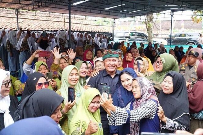 
Herman Deru: Swadaya Membangun Masjid Bukti Kompaknya Umat Muslim di Sumsel