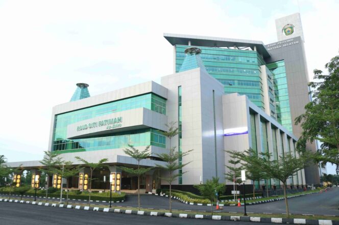 
					RSUD Siti Fatimah Raih Akreditasi Paripurna Bintang Lima dari KARS