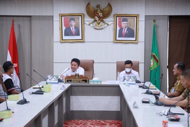 
					Herman Deru Harapkan Pesparani Sumsel Jadi Pemenang Pada Pesparani II Nasional