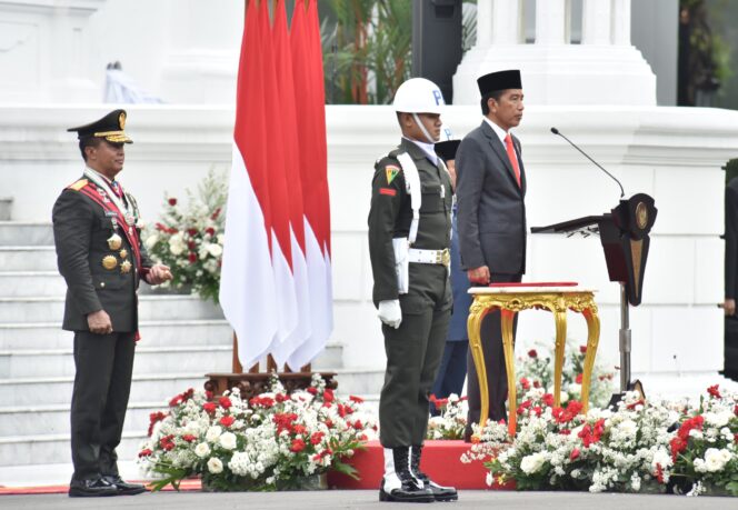 
					Presiden Jokowi Pimpin Upacara HUT ke-77 TNI