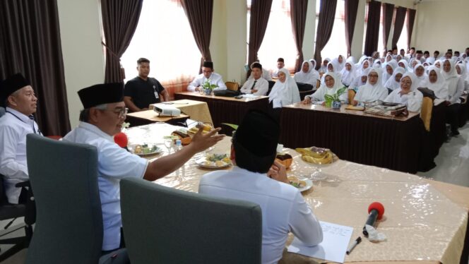 
Beri Pembekalan 117 PPPK, BDK Palembang Datangkan Komisi VIII DPR RI