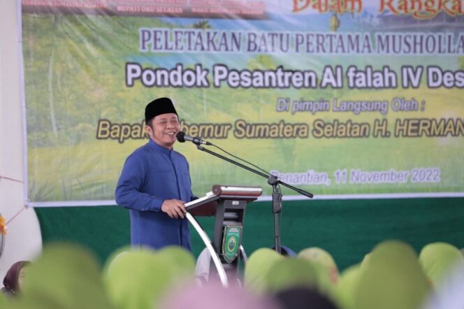 
Antusias Warga Desa Penantian OKU Selatan  Sambut Kedatangan Herman Deru