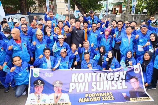 
					Lepas Kontingen PWI Sumsel Porwanas ke Malang, Herman Deru: Obsesi Tetap Juara Satu Tapi Tetap Realistis